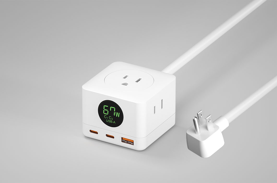 Power Strip With USB C 67W